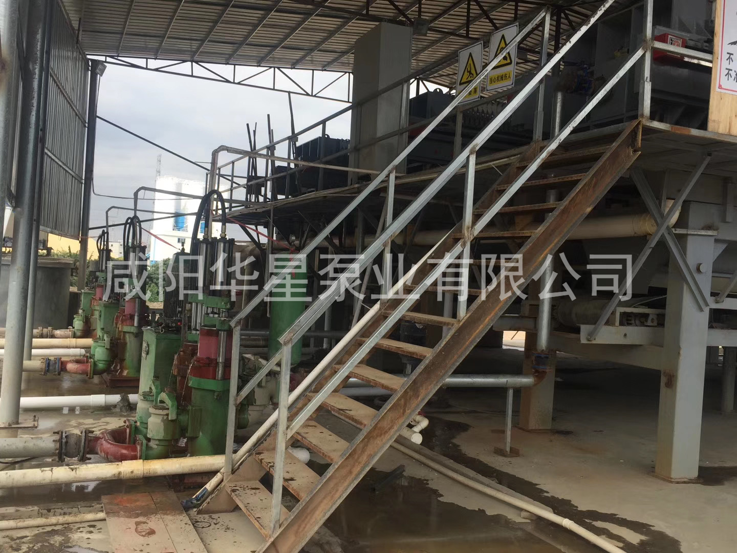 壓濾機(jī)入料泵結(jié)構(gòu)簡(jiǎn)單、易維修、結(jié)構(gòu)設(shè)計(jì)